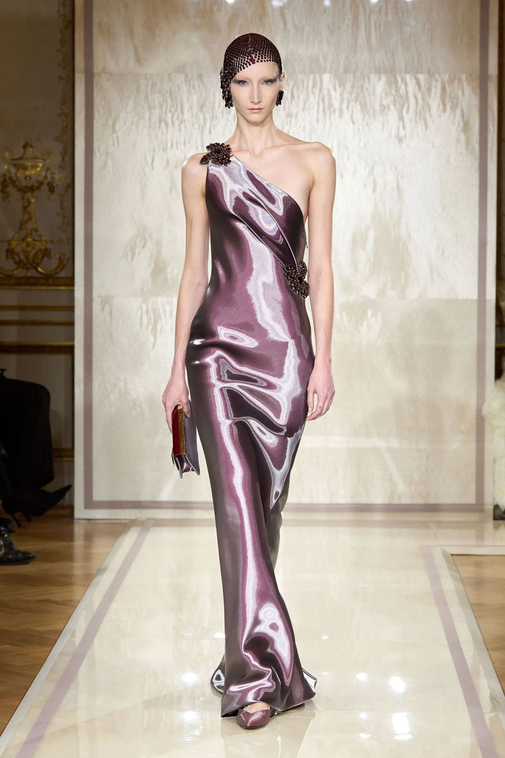 Armani Prive 2025 春夏高级时装 Runway 杂志(35)