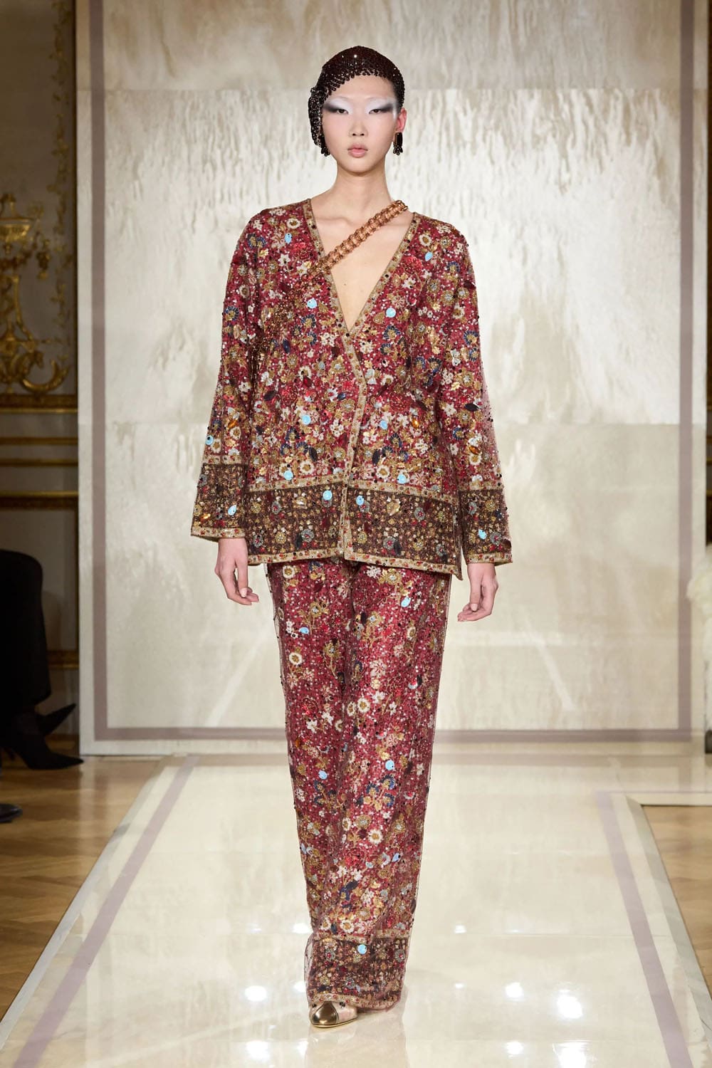 Armani Prive 2025 春夏高级时装 Runway 杂志(38)