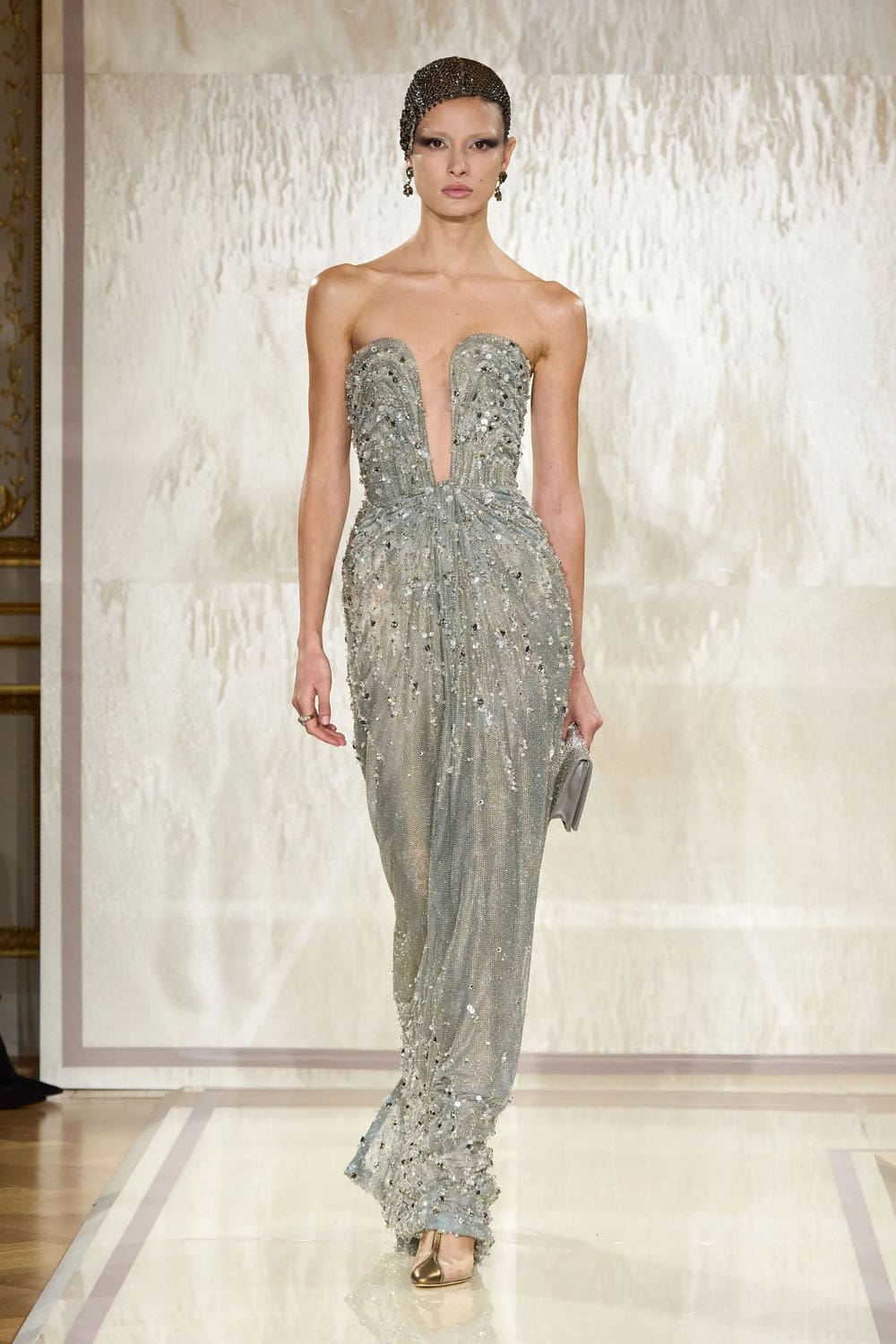 Armani Prive 2025 春夏高级时装 Runway 杂志(49)