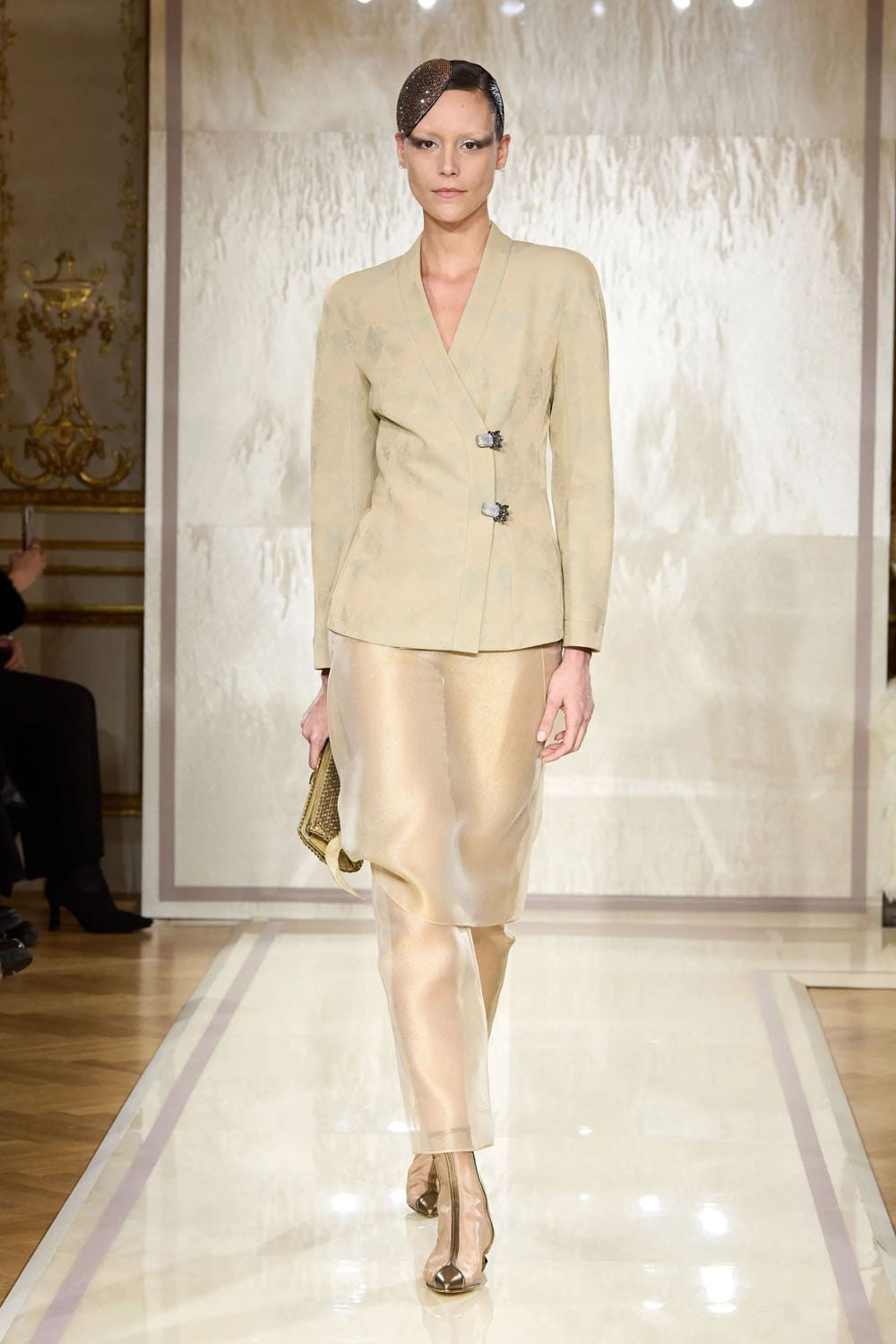 Armani Prive 2025 春夏高级时装 Runway 杂志(5)