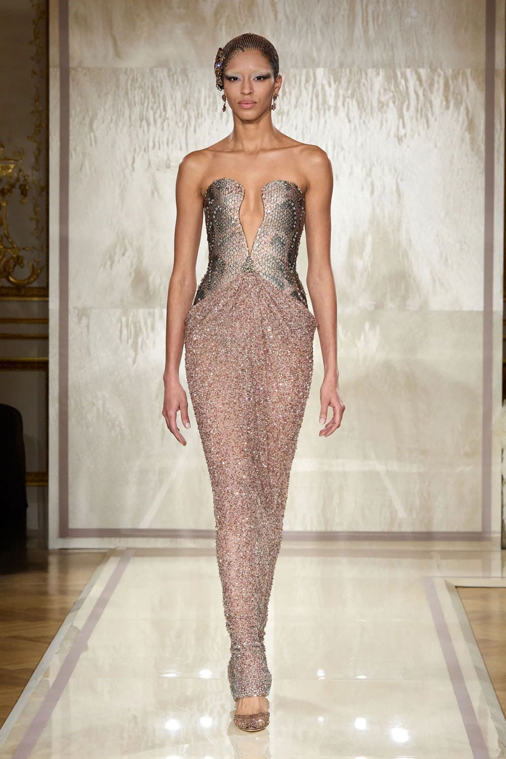 Armani Prive 2025 春夏高级时装 Runway 杂志(58)