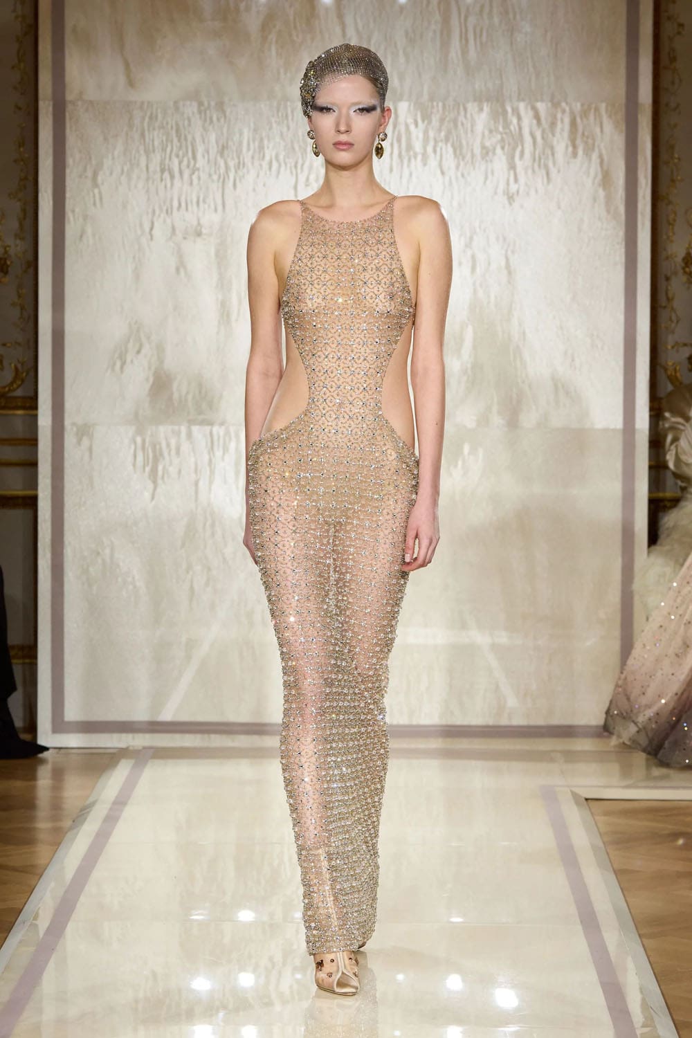 Armani Prive 2025 春夏高级时装 Runway 杂志(77)