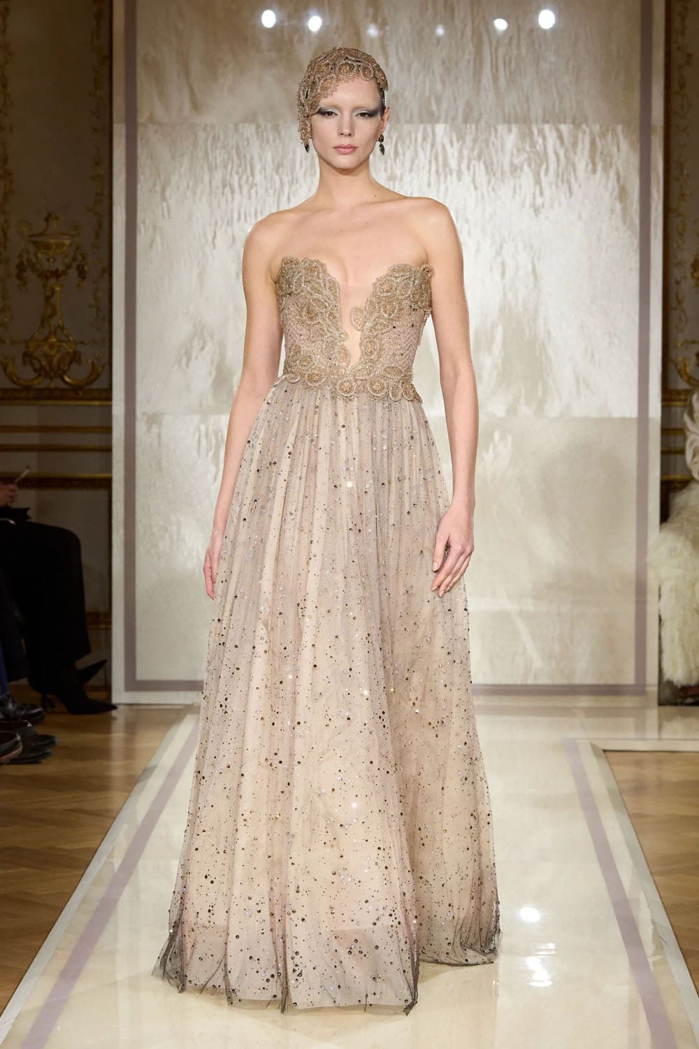Armani Prive 2025 春夏高级时装 Runway 杂志(78)
