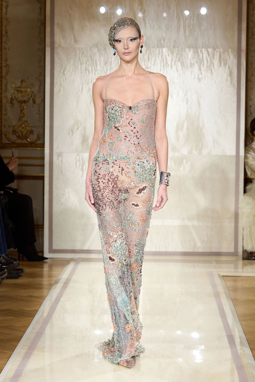 Armani Prive 2025 春夏高级时装 Runway 杂志(92)