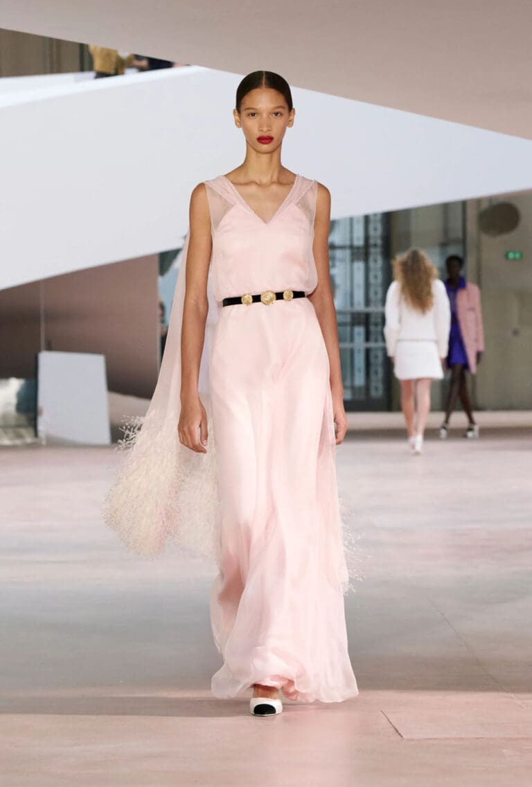 Chanel Haute Couture Spring Summer 2025 - RUNWAY MAGAZINE ® Official