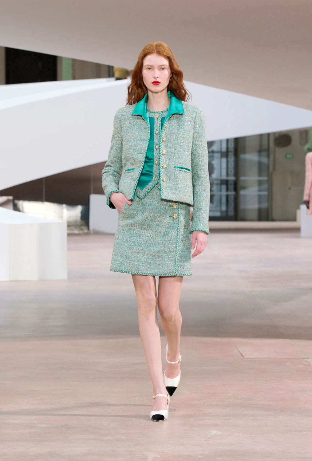 Chanel Spring Summer 2025 Haute Couture Runway Magazine (11)
