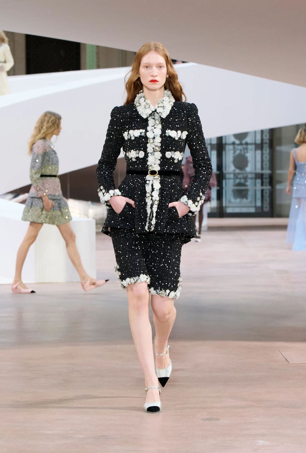 Chanel Spring Summer 2025 Haute Couture Runway Magazine (26)