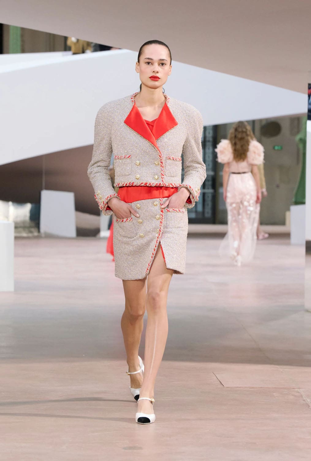 Chanel Spring Summer 2025 Haute Couture Runway Magazine (8)