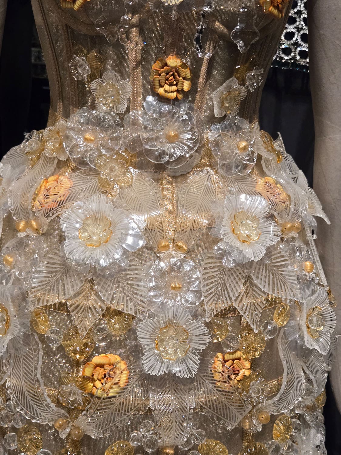 DU CŒUR À LA MAIN EXHIBITION DEVOTION DOLCE GABBANA RUNWAY MAGAZINE (114)