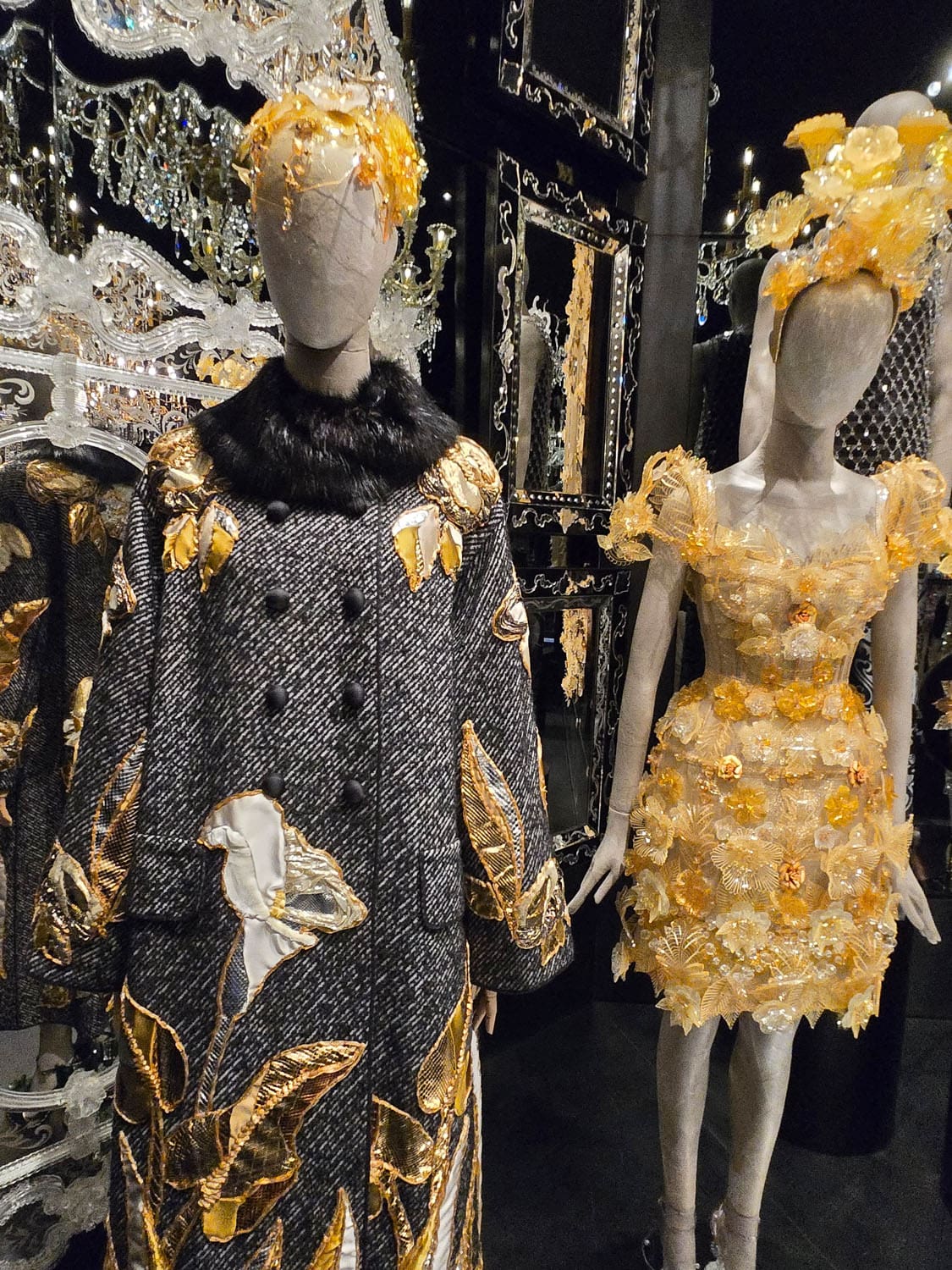 DU CŒUR À LA MAIN EXHIBITION DEVOTION DOLCE GABBANA RUNWAY MAGAZINE (122)
