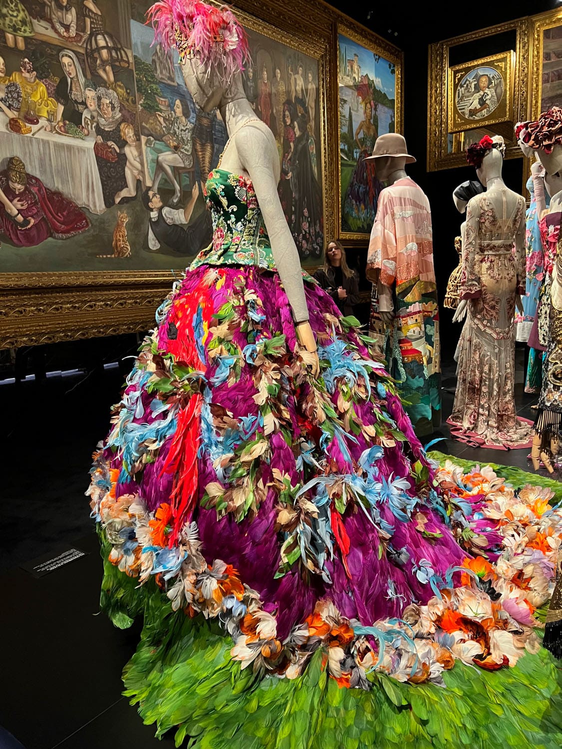 DU CŒUR À LA MAIN EXHIBITION DEVOTION DOLCE GABBANA RUNWAY MAGAZINE (127)