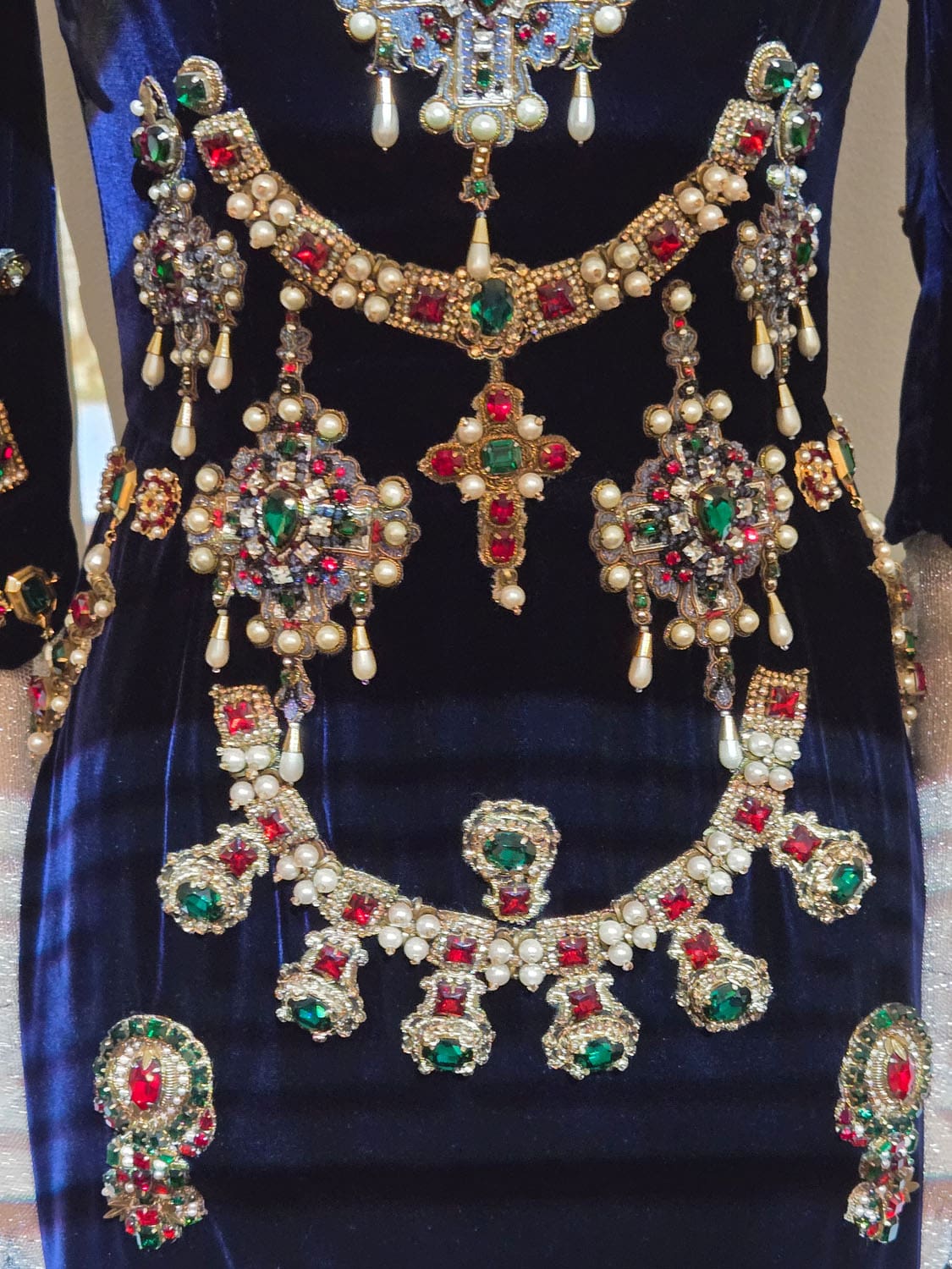 DU CŒUR À LA MAIN EXHIBITION DEVOTION DOLCE GABBANA RUNWAY MAGAZINE (44)