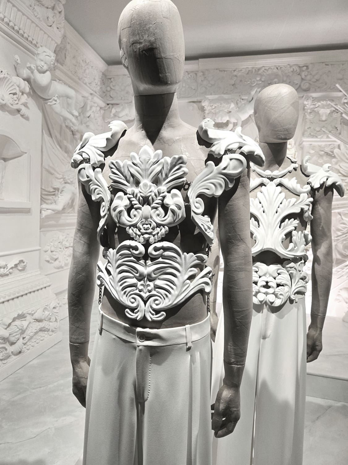 DU CŒUR À LA MAIN EXHIBITION DEVOTION DOLCE GABBANA RUNWAY MAGAZINE (89)