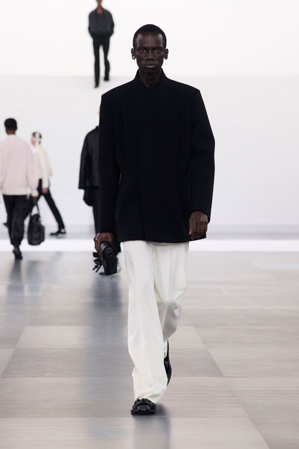 ディオール メンズ 2025 2026 秋冬 Runway 雑誌(22)