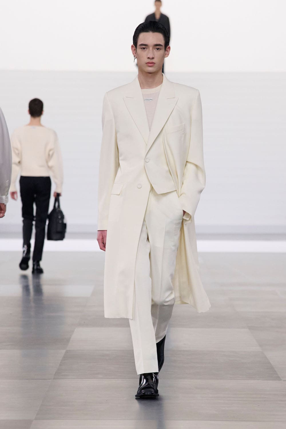 ディオール メンズ 2025 2026 秋冬 Runway 雑誌(25)