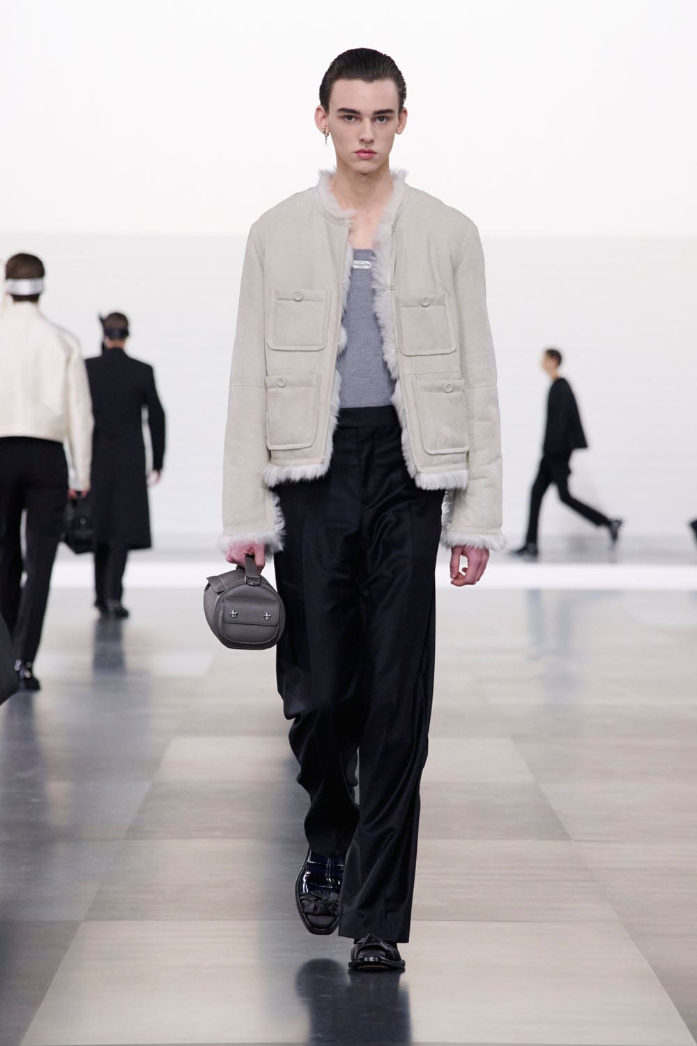 ディオール メンズ 2025 2026 秋冬 Runway 雑誌(27)