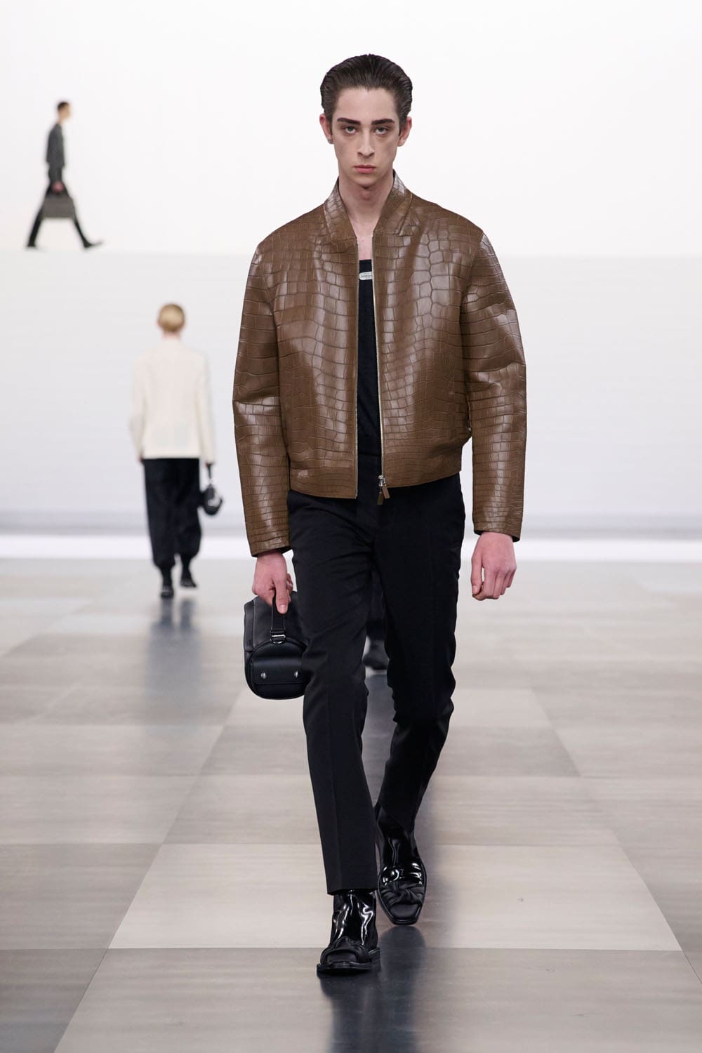 ディオール メンズ 2025 2026 秋冬 Runway 雑誌(34)