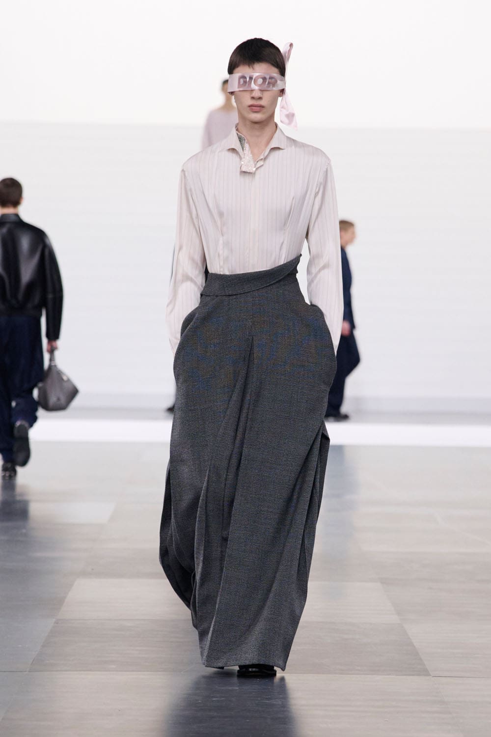 ディオール メンズ 2025 2026 秋冬 Runway 雑誌(40)