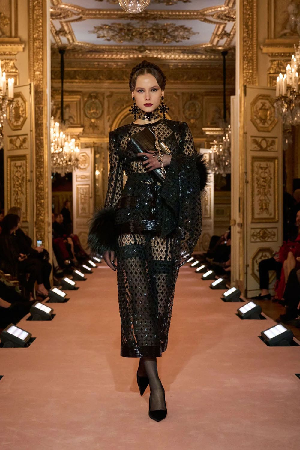 Dolce Gabbana Alta Moda Parigi 2025 Haute Couture Paris Runway Magazinet (11)