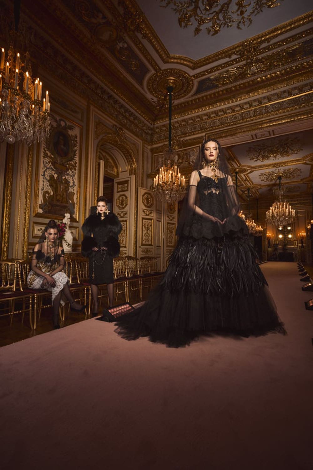 Dolce Gabbana Alta Moda Parigi 2025 Haute Couture Paris Runway Magazinet (2)