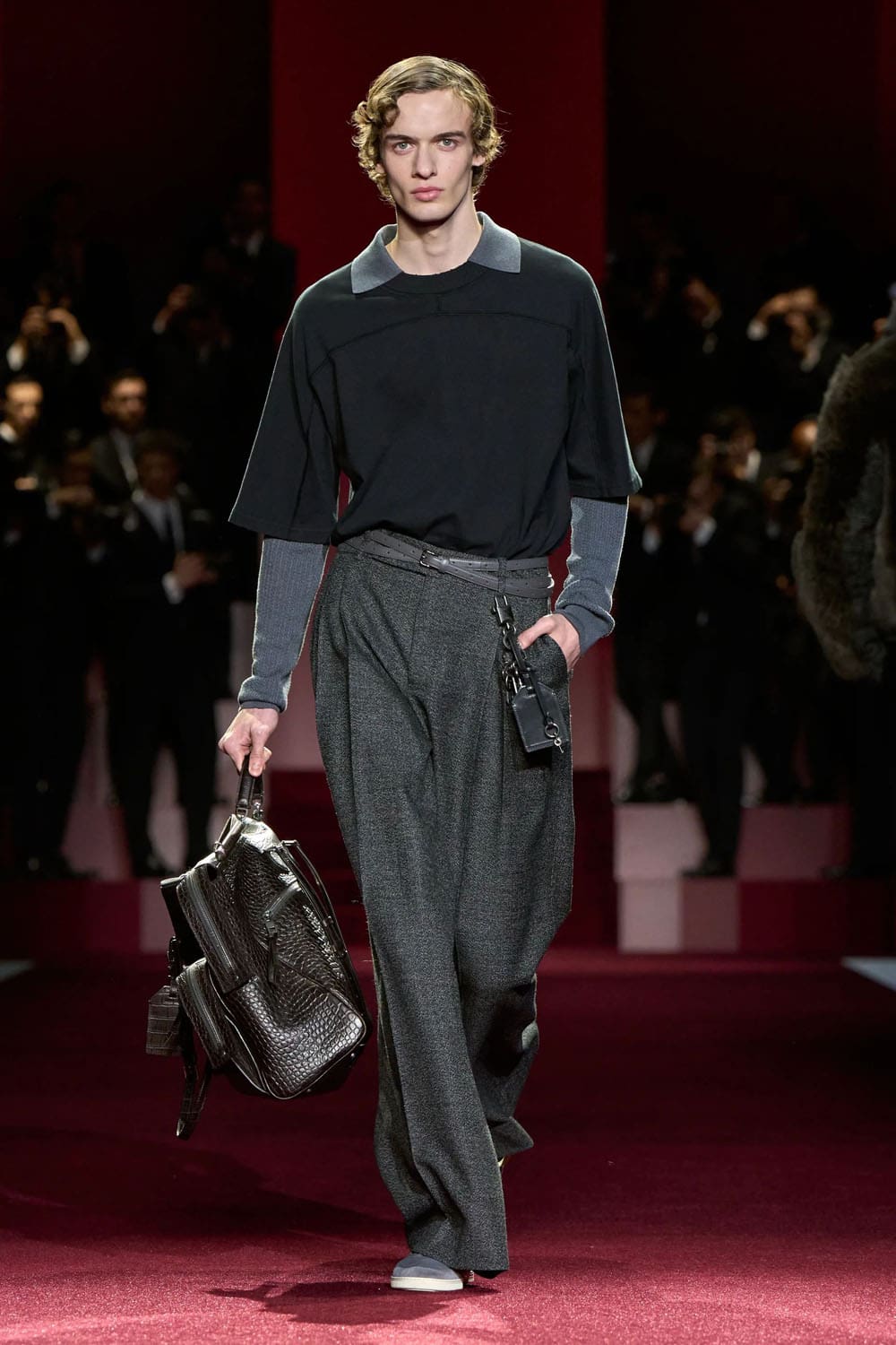 Dolce Gabbana Fall Winter 2025 2026 Men Runway Magazine (19)