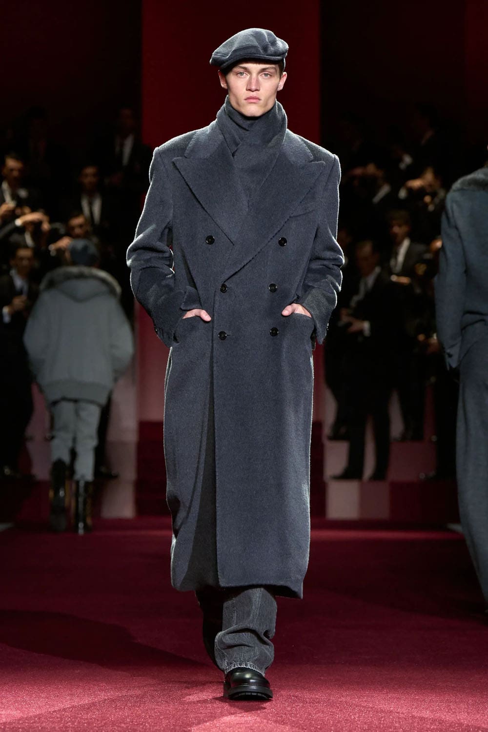 Dolce Gabbana Fall Winter 2025 2026 Men Runway Magazine (23)