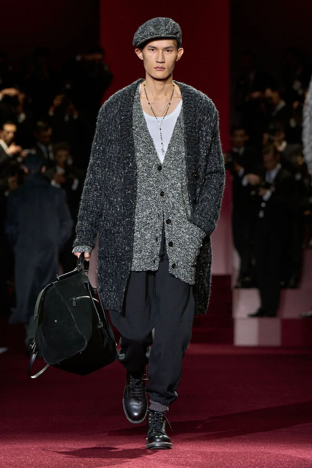 Dolce Gabbana Fall Winter 2025 2026 Men Runway Magazine (25)