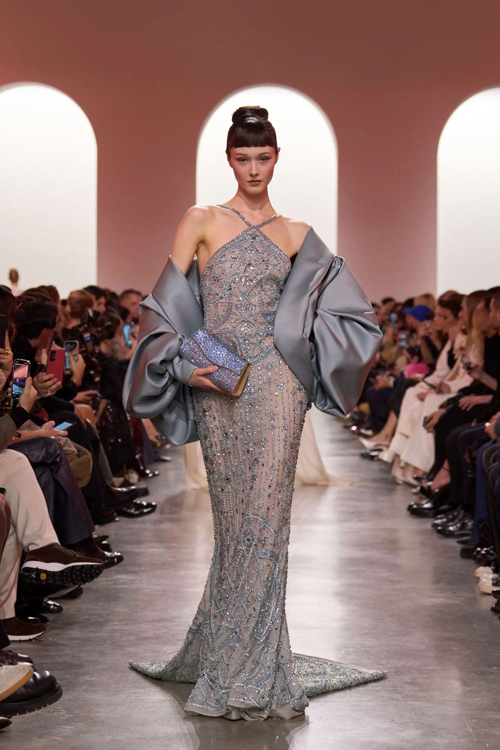 Elie Saab Haute Couture Primavera Verão 2025 Runway Revista (20)