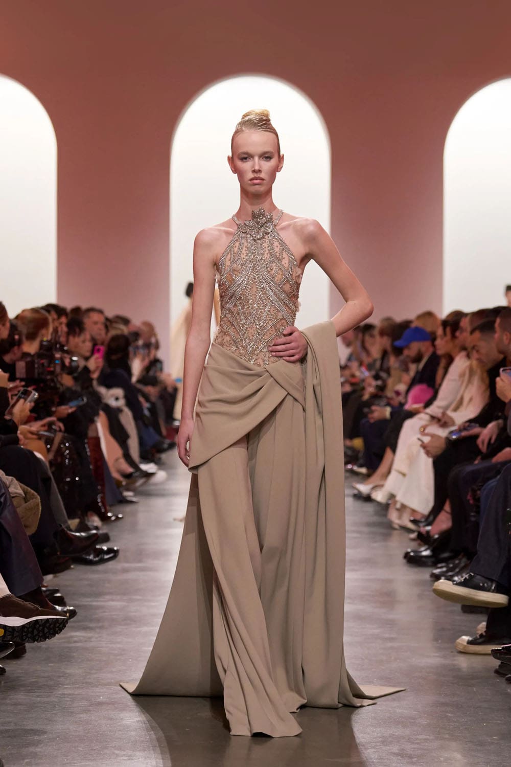 Elie Saab Haute Couture Primavera Verão 2025 Runway Revista (25)