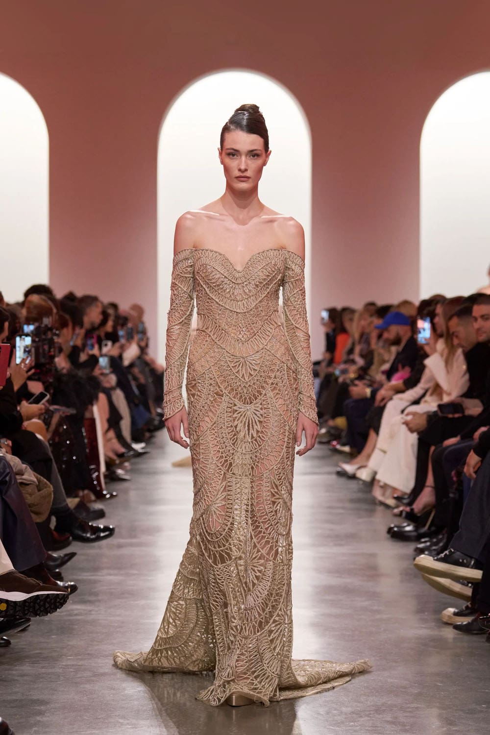 Elie Saab Haute Couture Primavera Verão 2025 Runway Revista (31)