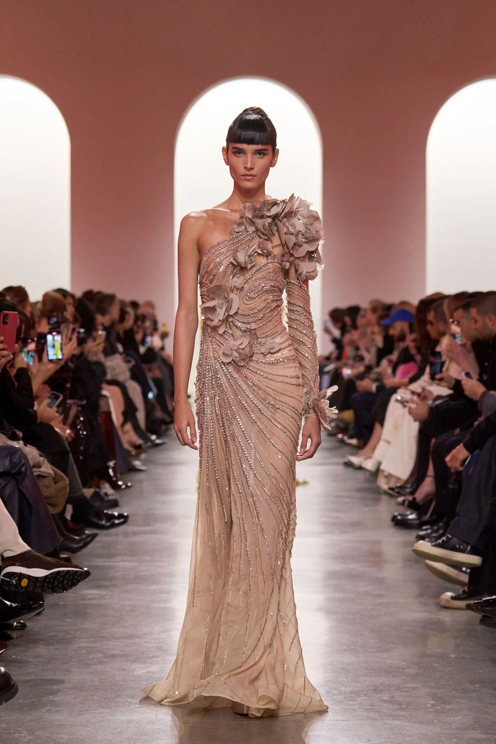 Elie Saab Haute Couture Primavera Verão 2025 Runway Revista (33)