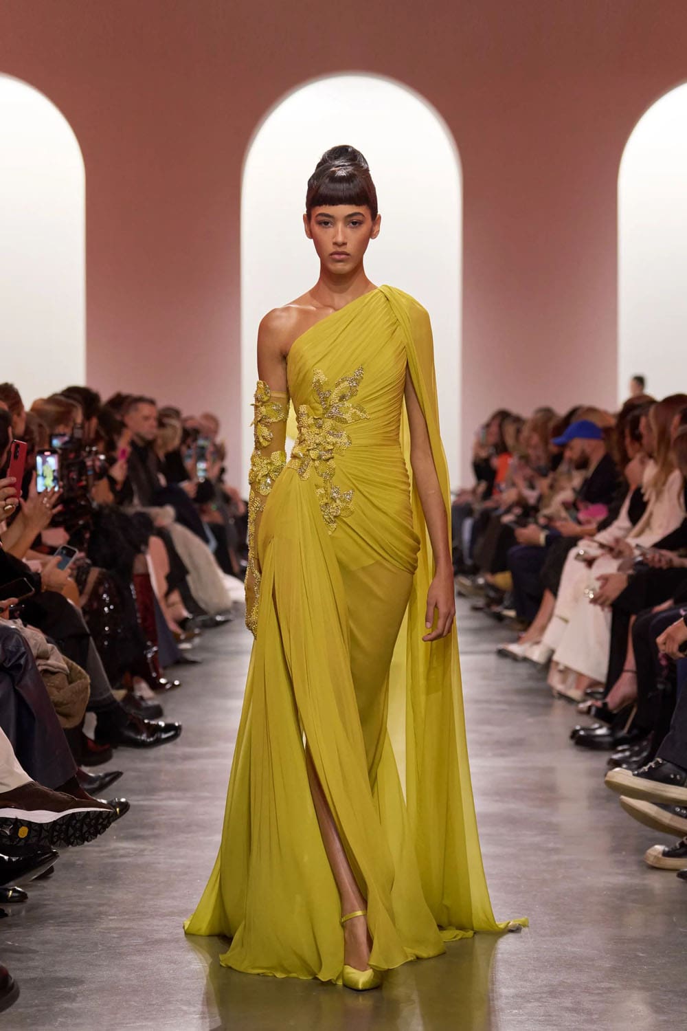 Elie Saab Haute Couture Primavera Verão 2025 Runway Revista (34)