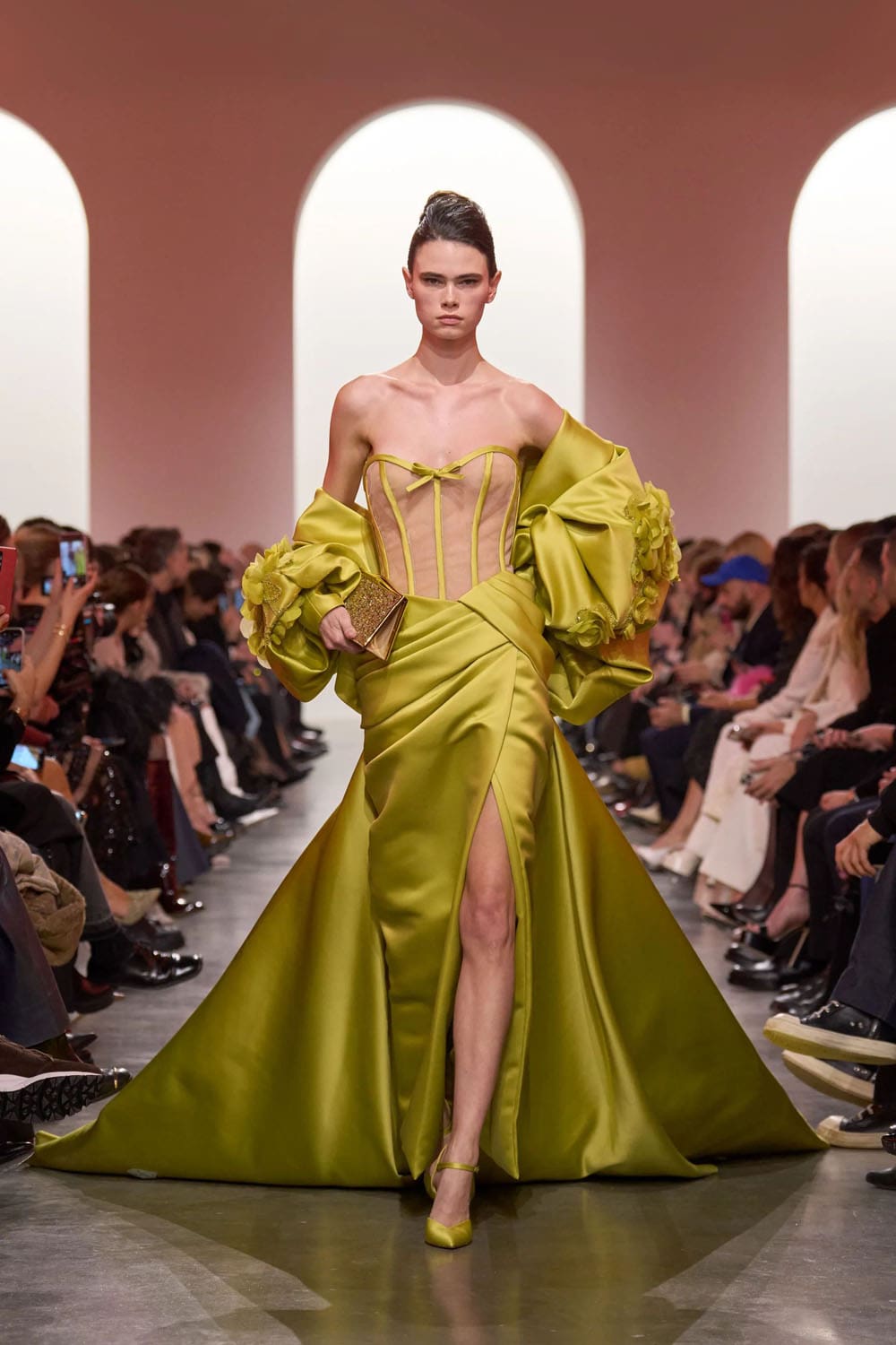 Elie Saab Haute Couture Primavera Verão 2025 Runway Revista (36)