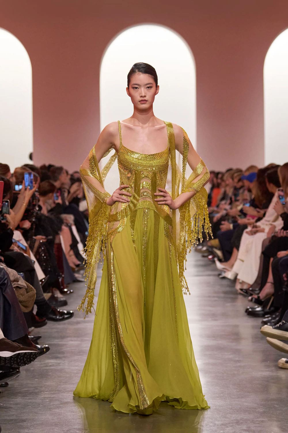 Elie Saab Haute Couture Primavera Verão 2025 Runway Revista (37)