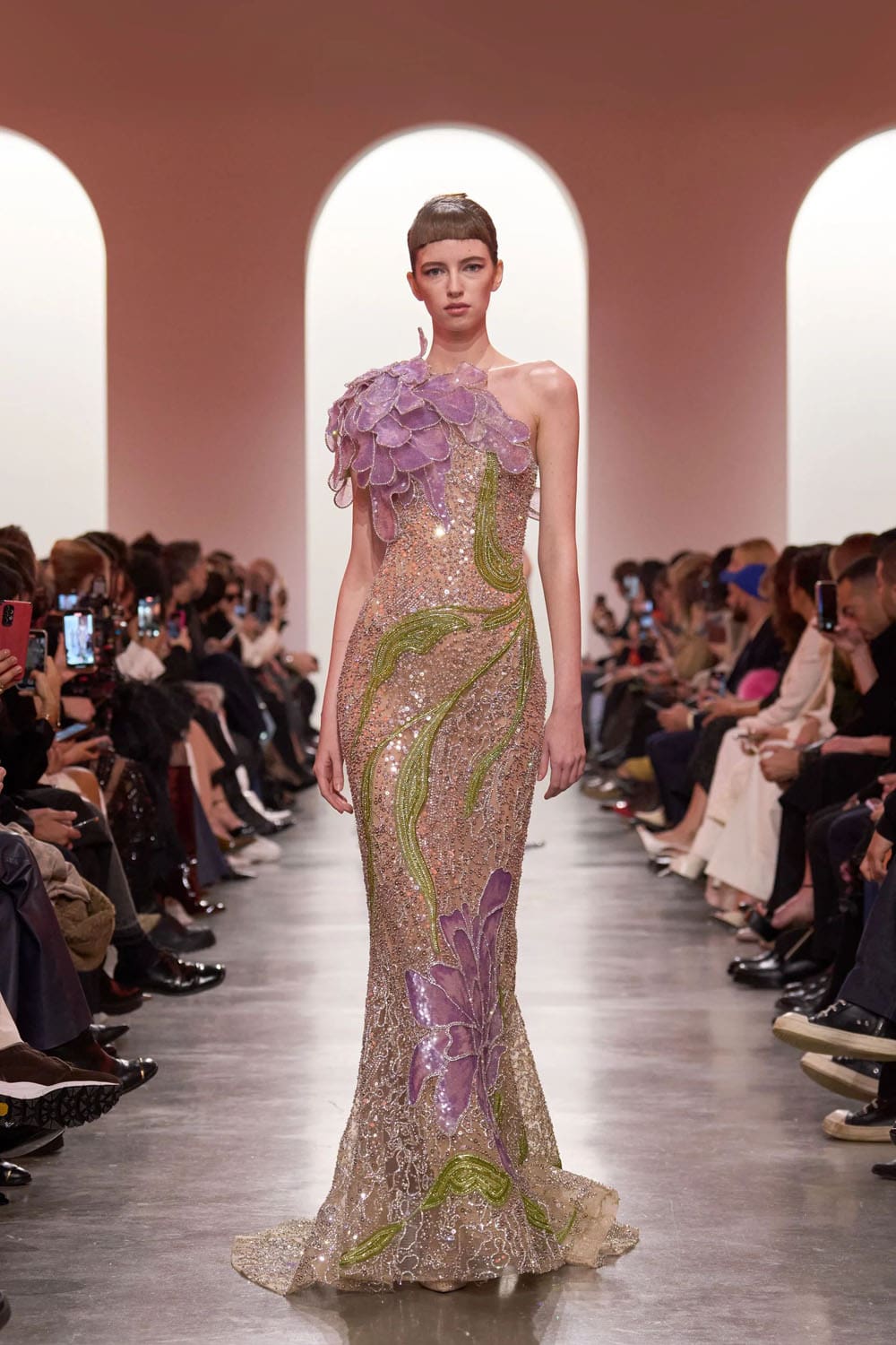 Elie Saab Haute Couture Primavera Verão 2025 Runway Revista (38)