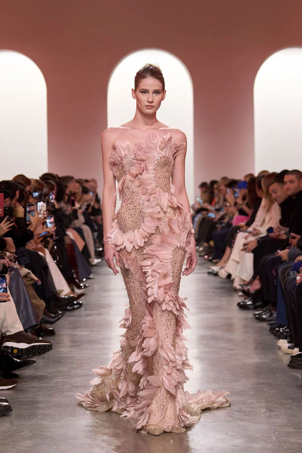 Elie Saab Haute Couture Primavera Verão 2025 Runway Revista (4)