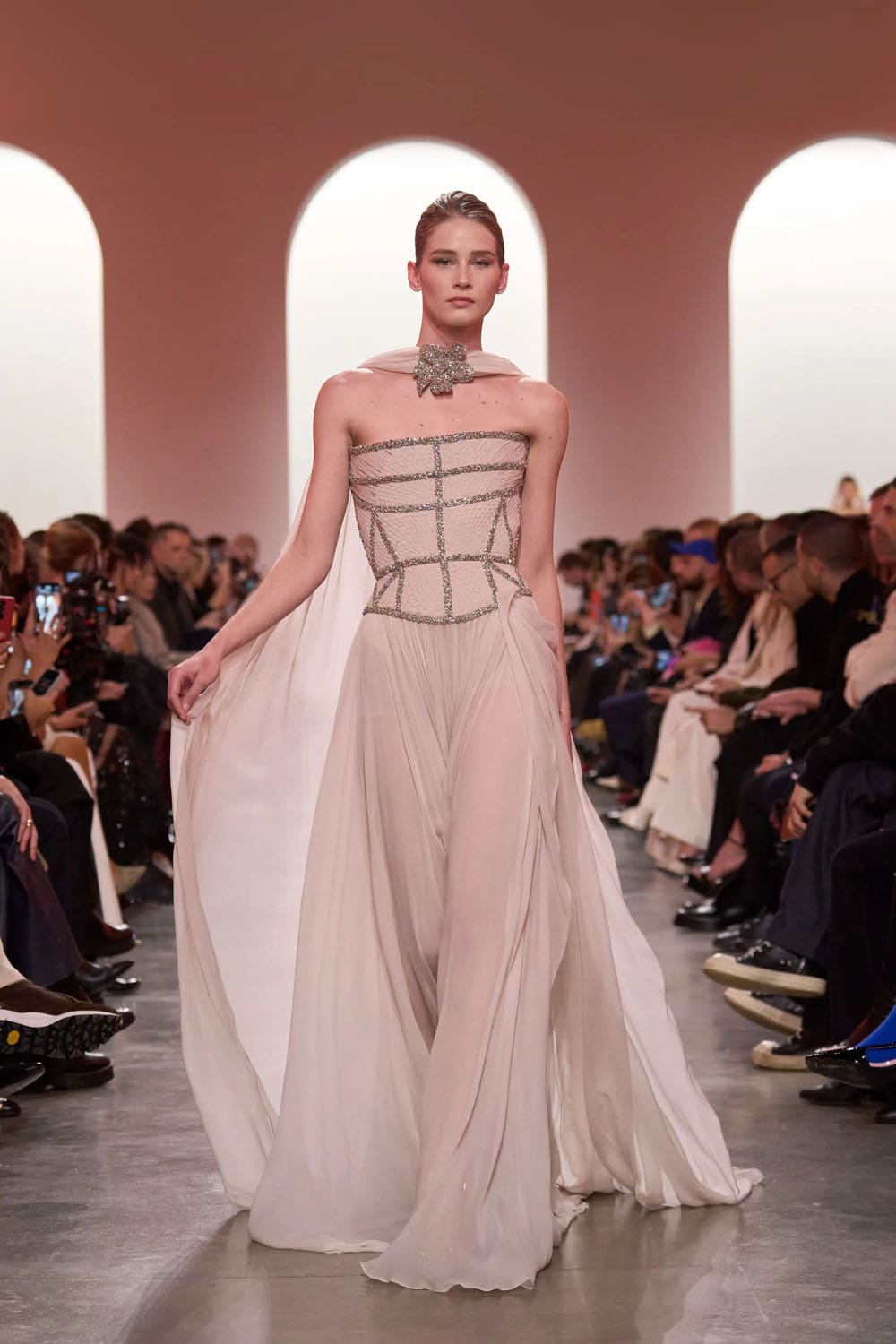 Elie Saab Haute Couture Primavera Verão 2025 Runway Revista (46)