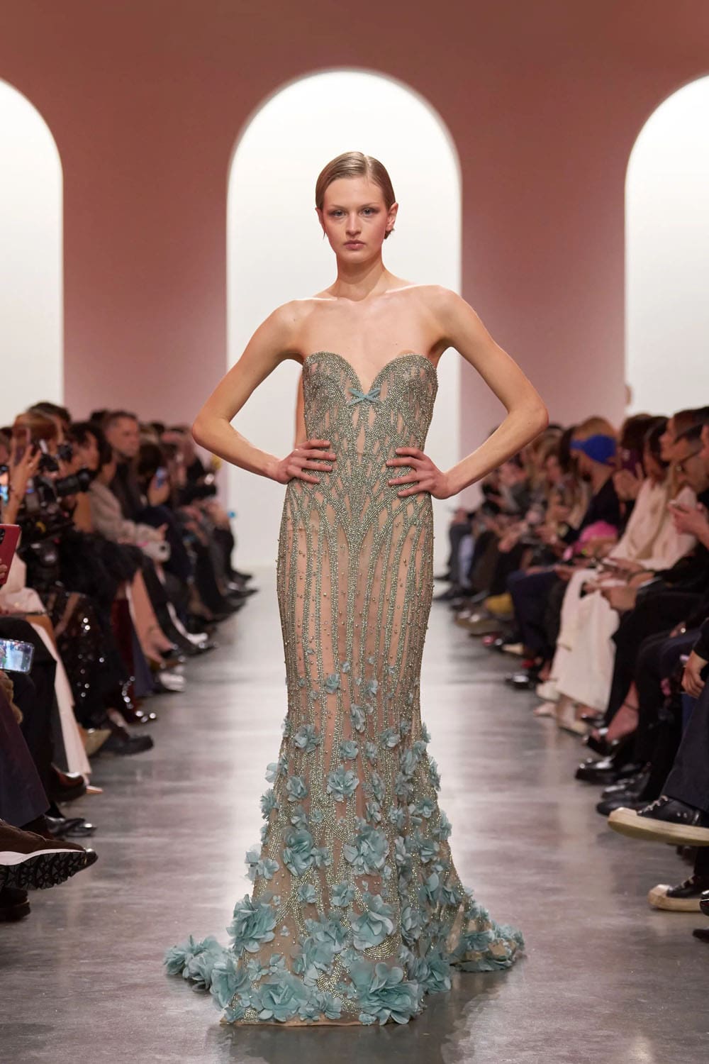 Elie Saab Haute Couture Primavera Verão 2025 Runway Revista (51)