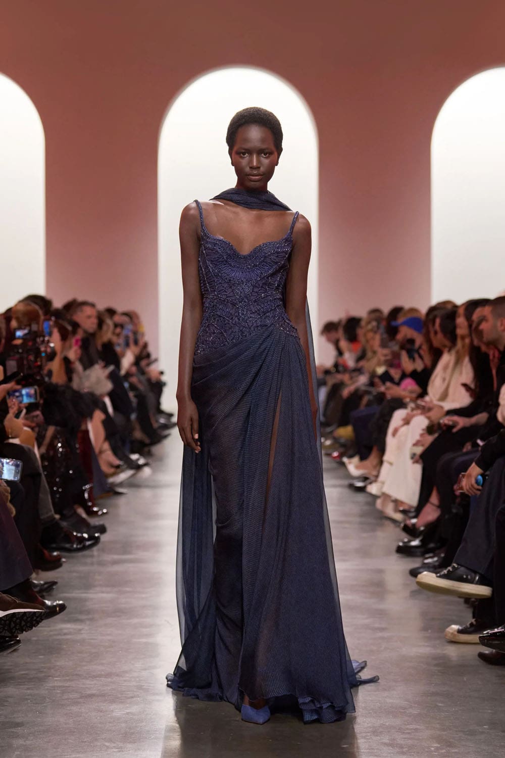 Elie Saab Haute Couture Primavera Verão 2025 Runway Revista (53)