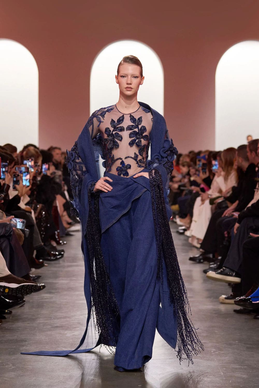 Elie Saab Haute Couture Primavera Verão 2025 Runway Revista (56)