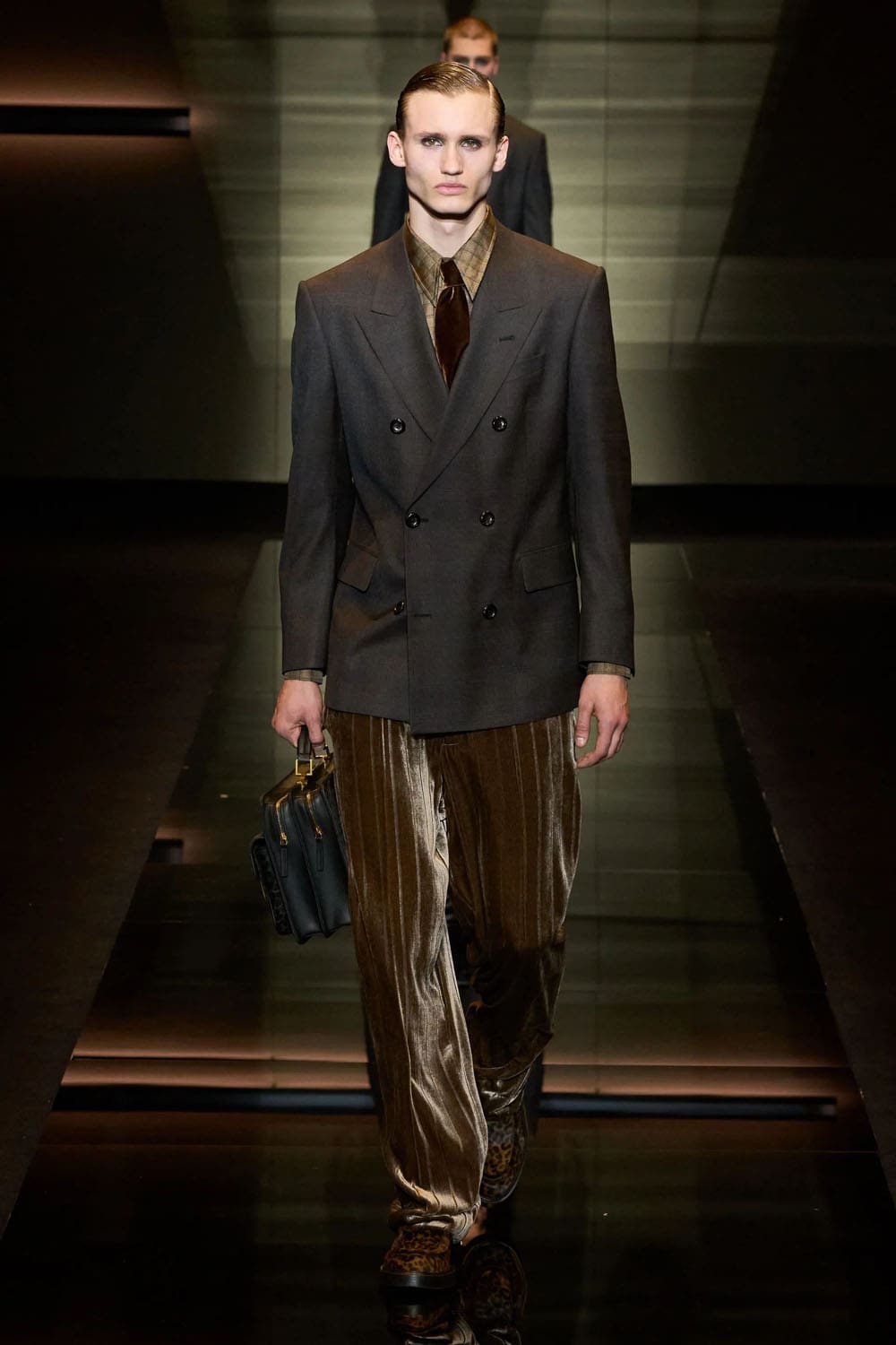 Emporio Armani Fall Winter 2025 2026 Runway Magazine (20)