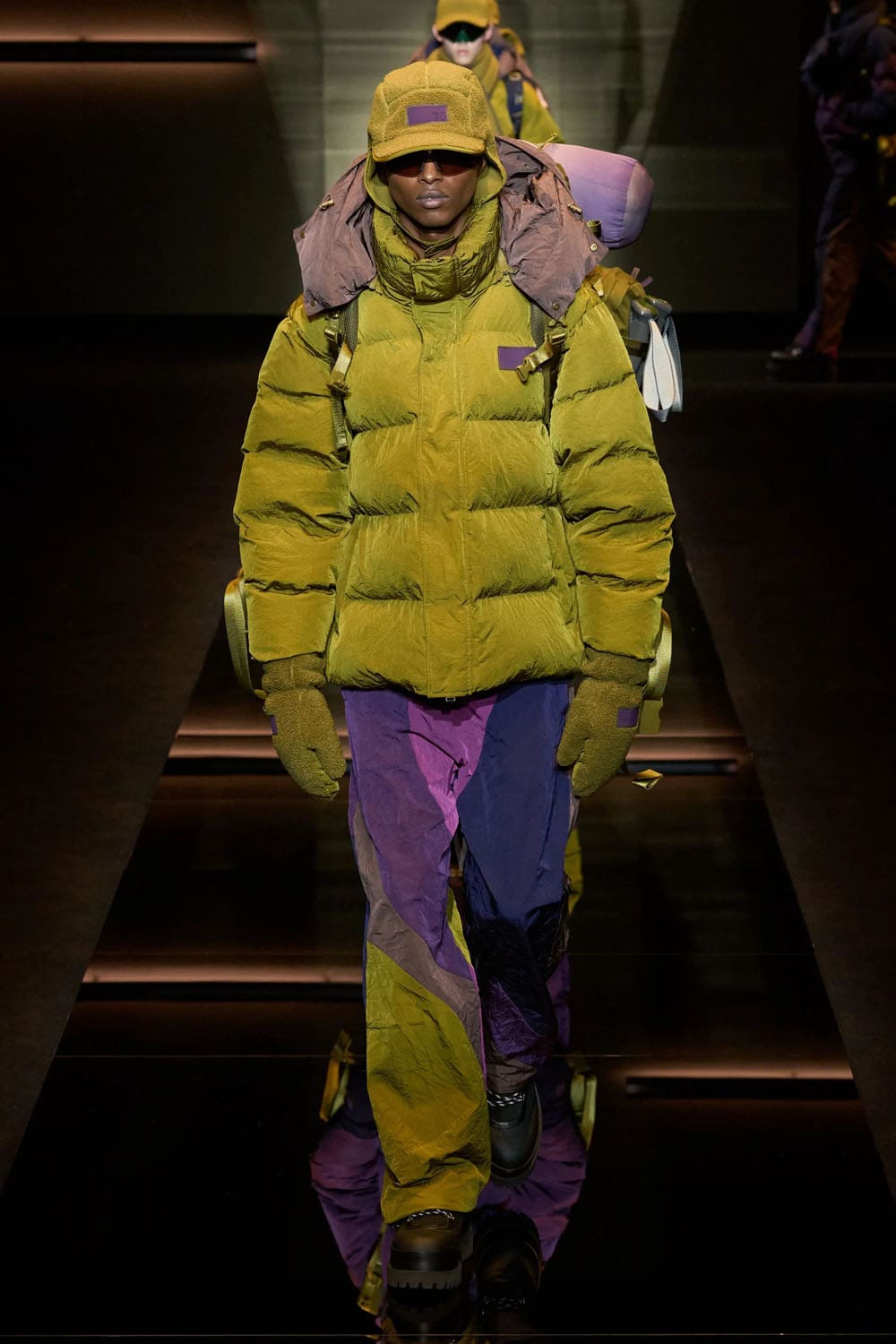Emporio Armani Fall Winter 2025 2026 Runway Magazine (3)