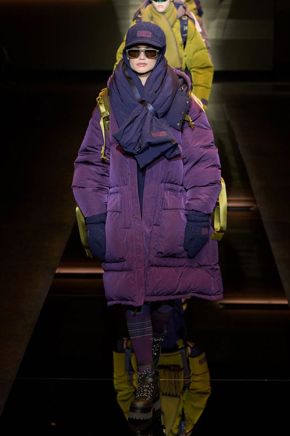 Emporio Armani Fall Winter 2025 2026 Runway Magazine (4)