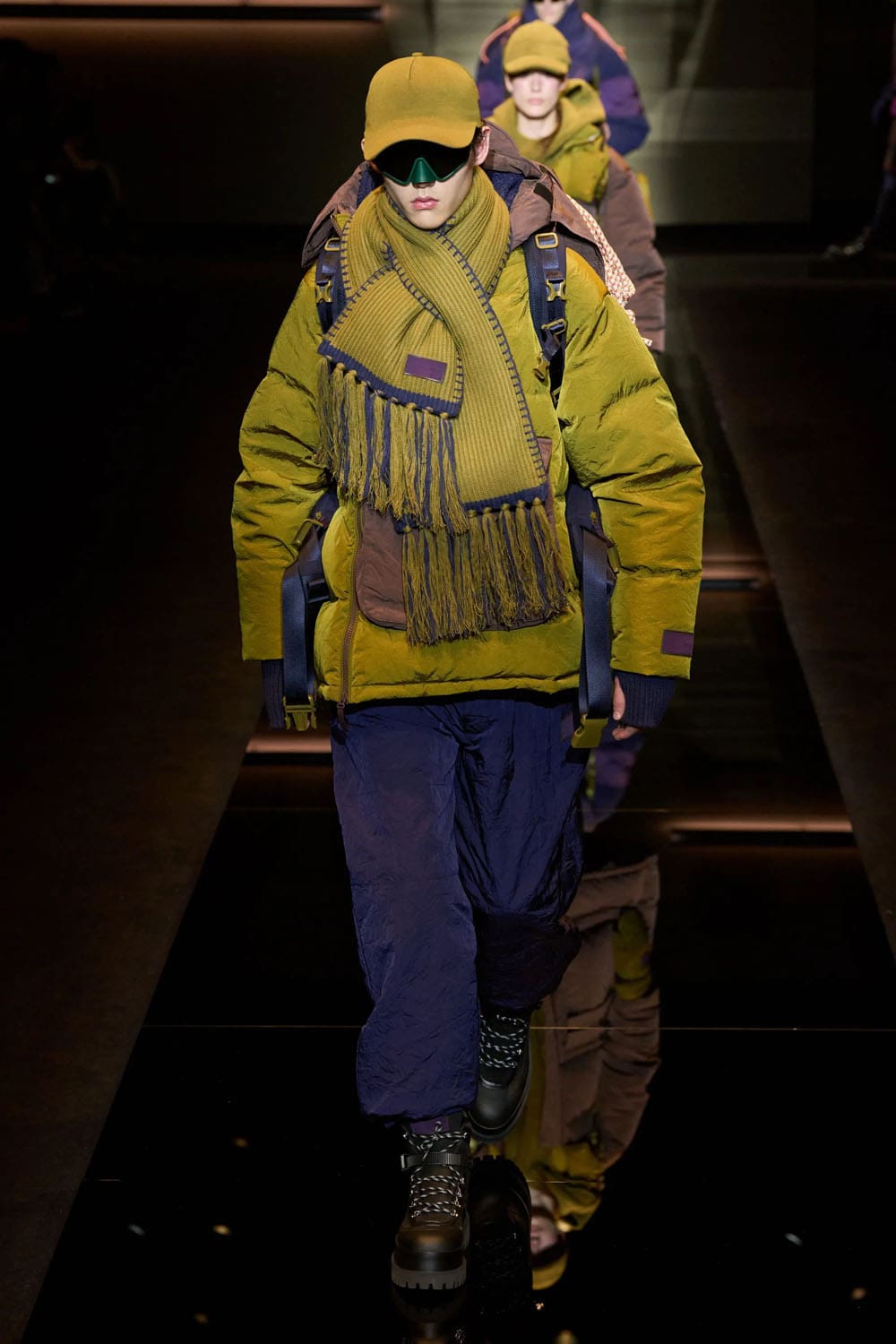 Emporio Armani Fall Winter 2025 2026 Runway Magazine (5)
