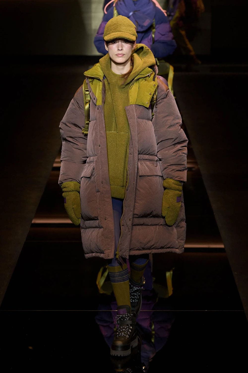 Emporio Armani Fall Winter 2025 2026 Runway Magazine (6)