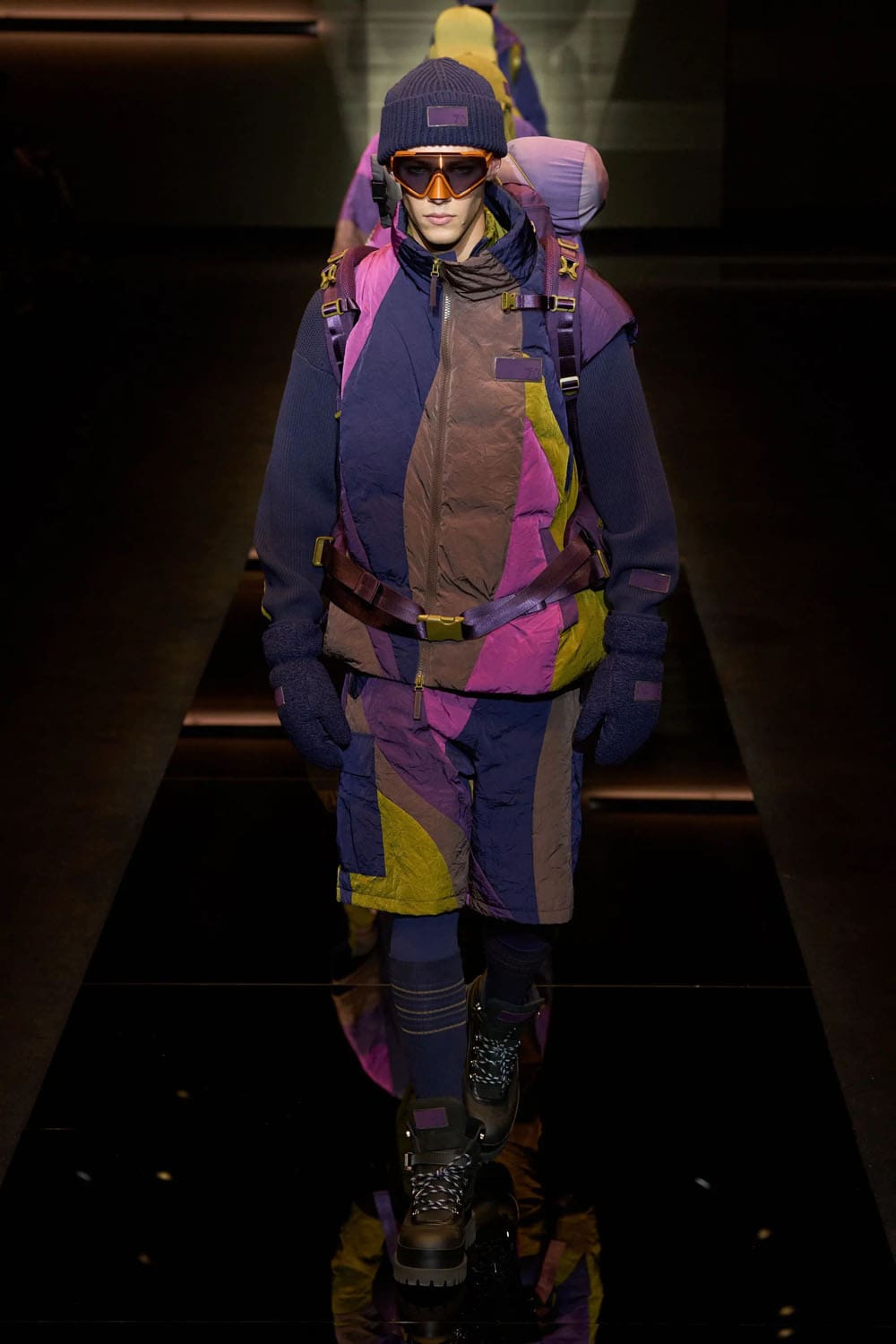 Emporio Armani Fall Winter 2025 2026 Runway Magazine (9)