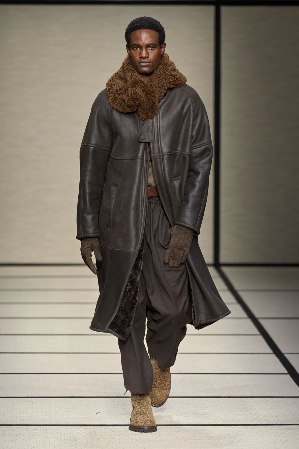 Giorgio Armani Autunno Inverno 2025 2026 Uomo Runway Magazine (101)