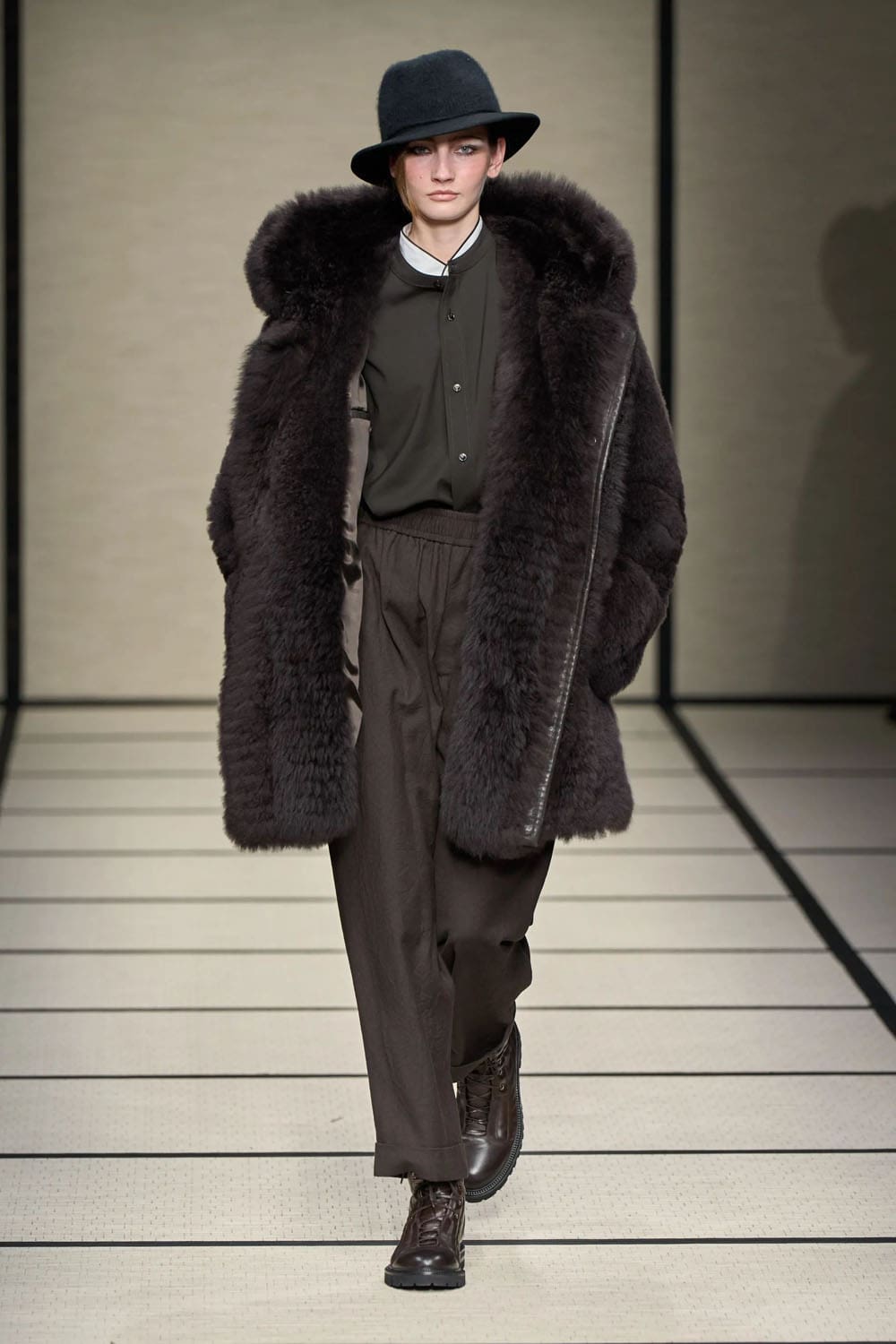 Giorgio Armani Autunno Inverno 2025 2026 Uomo Runway Magazine (103)