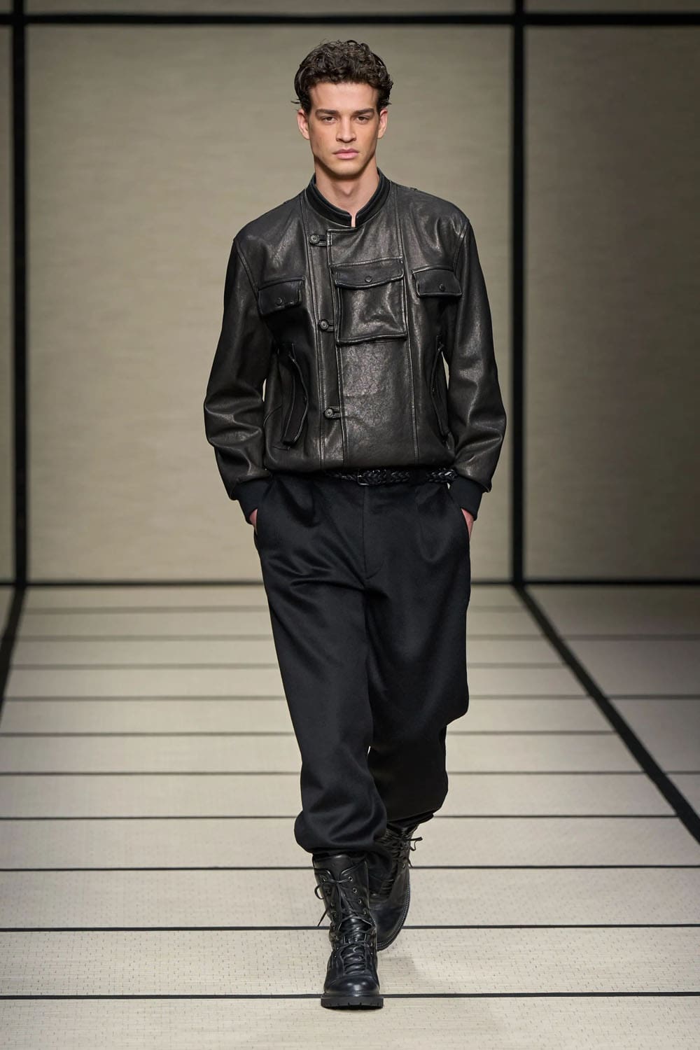 Giorgio Armani Autunno Inverno 2025 2026 Uomo Runway Magazine (35)