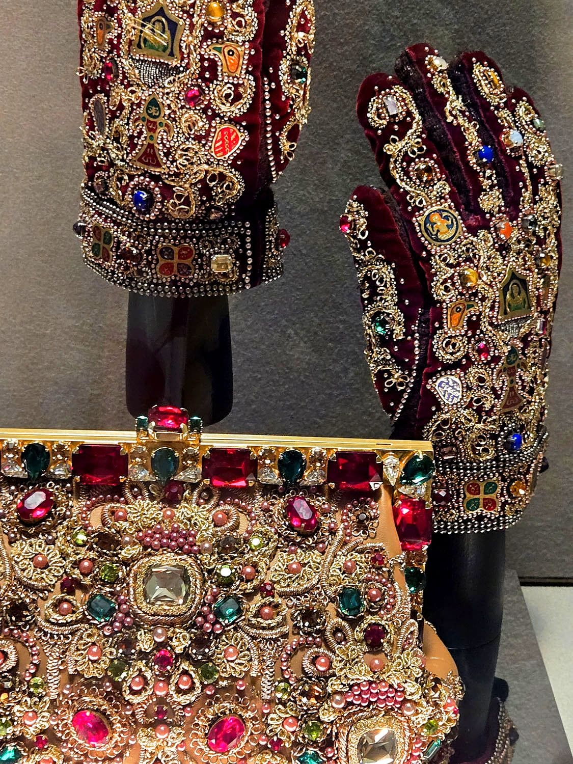 LOUVRE COUTURE Mostra d'arte e moda Parigi (1)